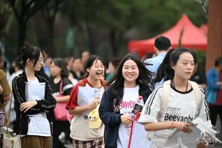 Báo bóng đá: Đội tuyển bóng đá nữ U17 chào đón Dương Soái, sẽ tranh chức vô địch thế giới vào tháng 4